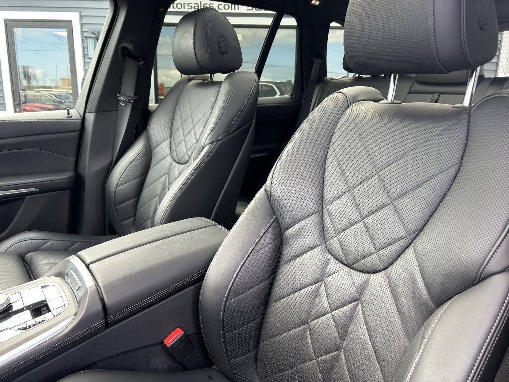 Used 2023 BMW X5 xDrive40i image 19