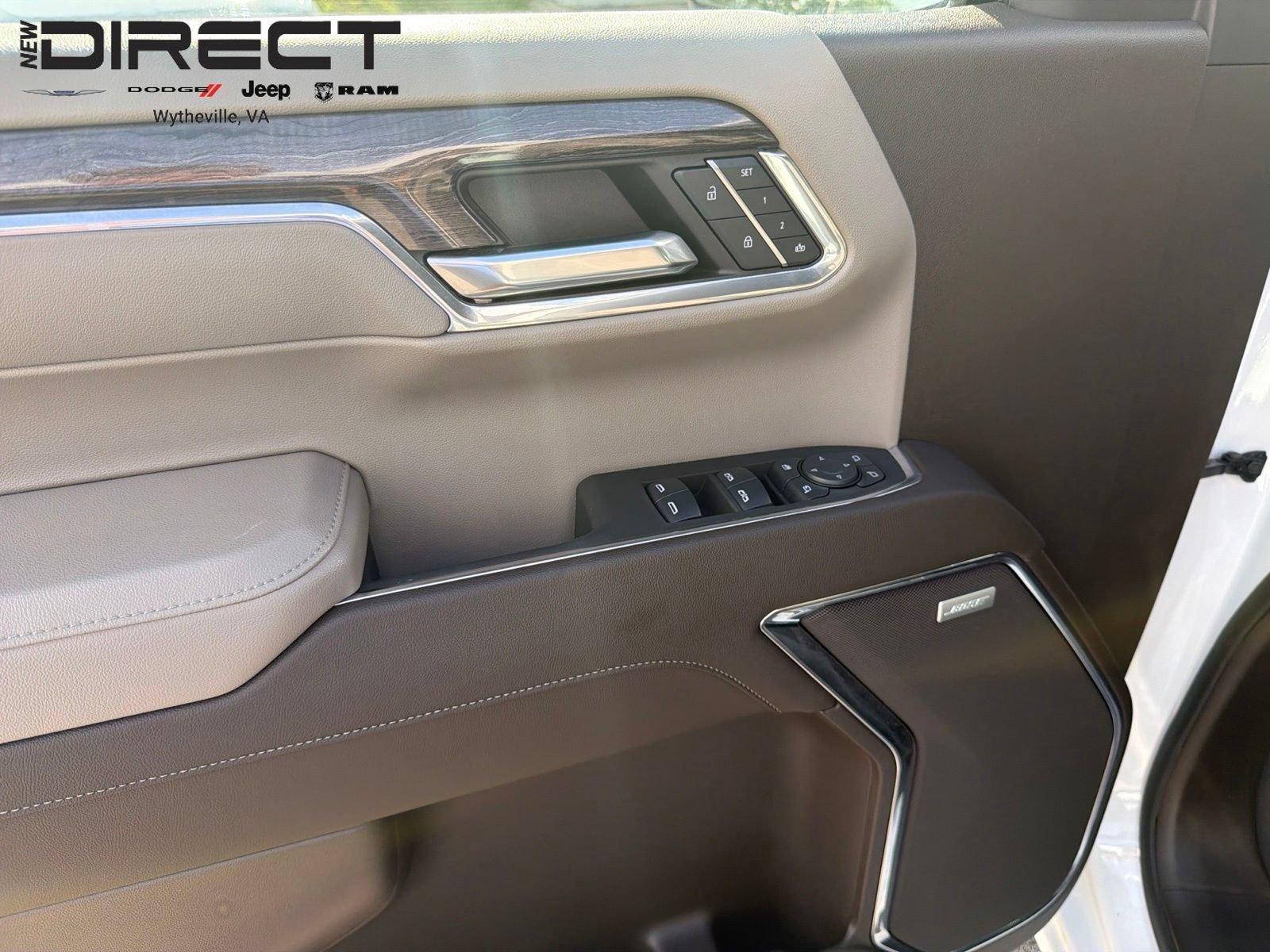 Used 2024 Chevrolet Silverado 1500 LTZ w/ Technology Package AWD/4WD image 19