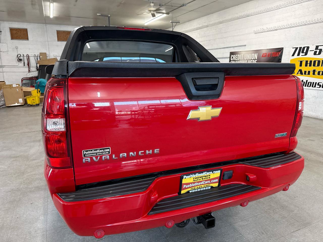 Used 2012 Chevrolet Avalanche LT AWD/4WD image 91