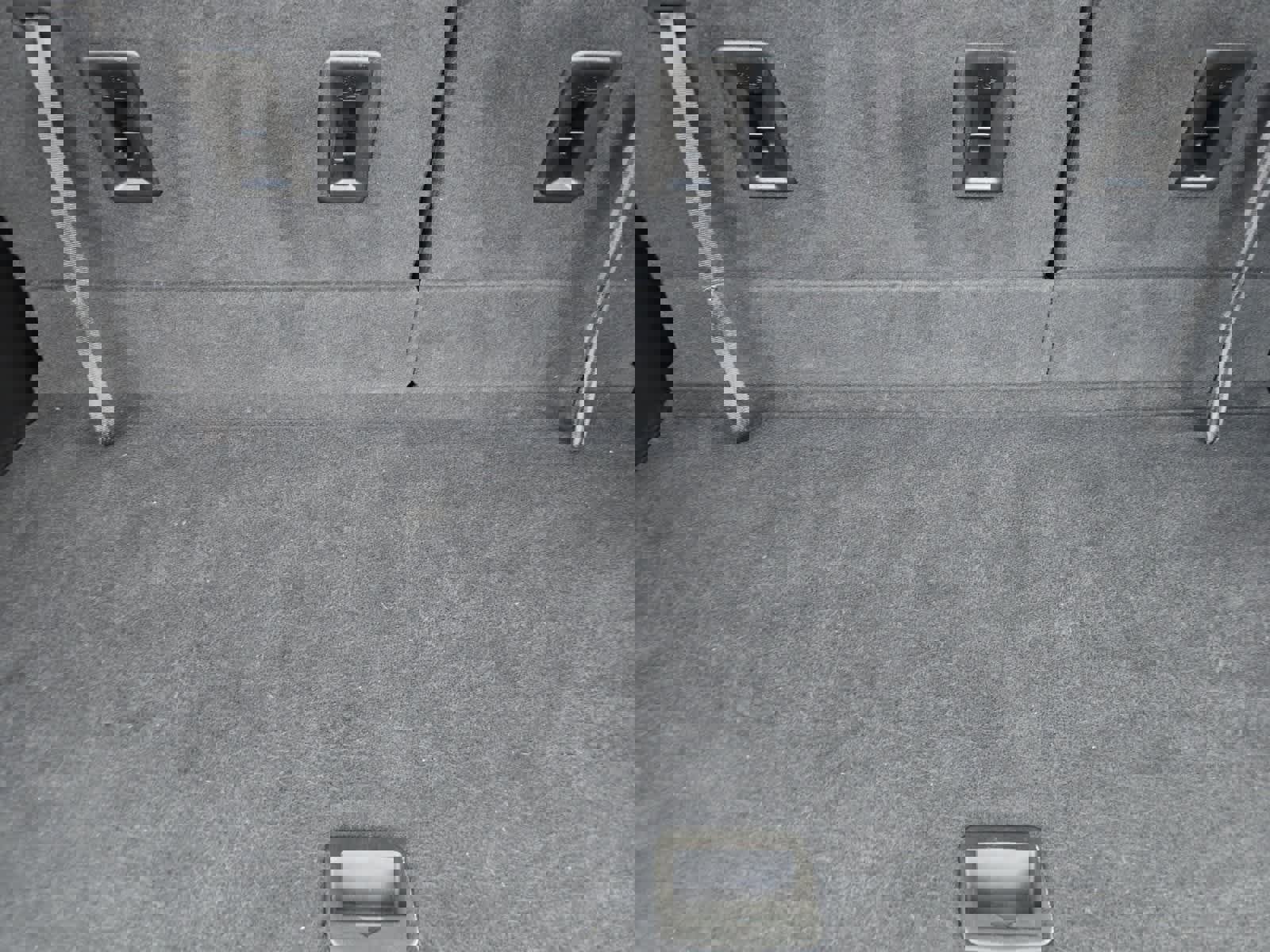 Used 2021 Chevrolet Traverse RS image 16