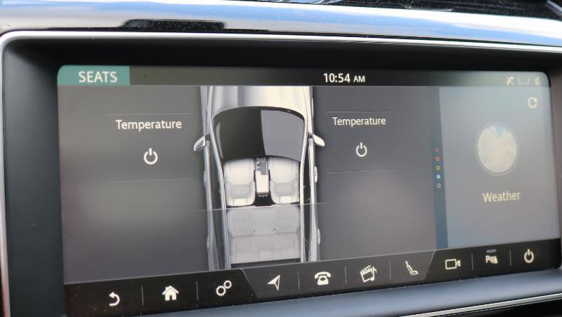 Used 2018 Jaguar F-PACE Prestige image 18