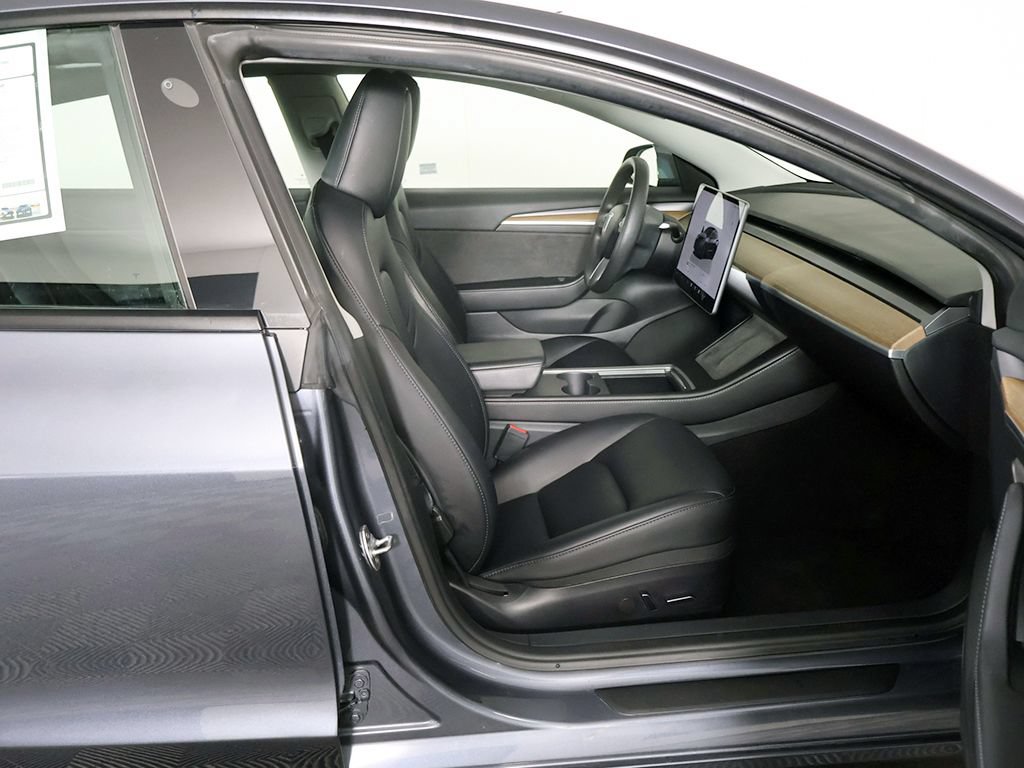 Used 2023 Tesla Model 3 Standard Range RWD image 30