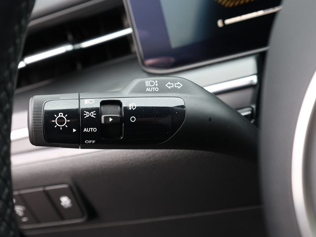 Used 2025 Kia K5 GT-Line w/ GT-Line Premium Package FWD image 38