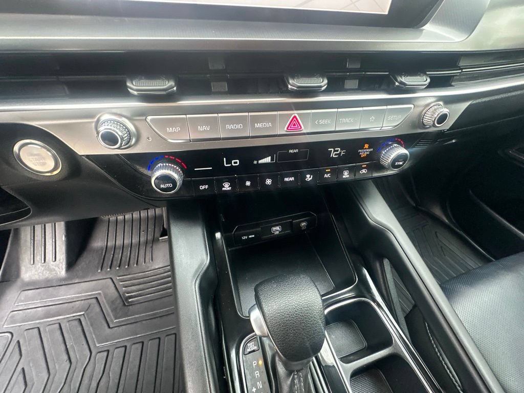 Used 2024 Kia Telluride LX AWD/4WD image 18
