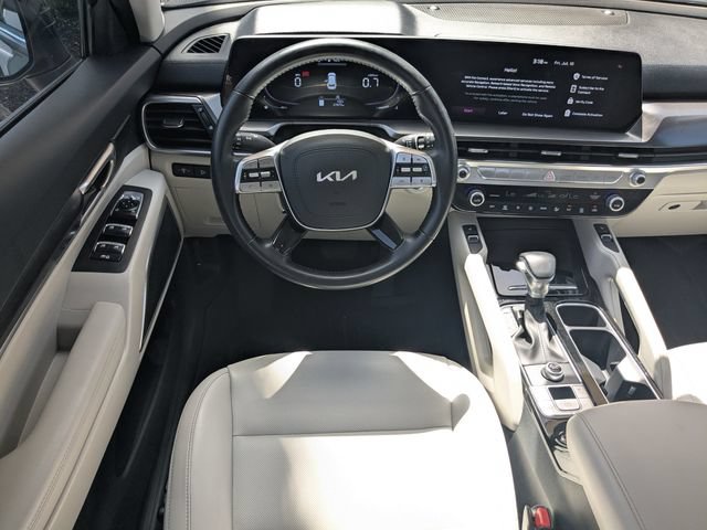 Certified 2024 Kia Telluride S w/ S Sunroof Package FWD image 16