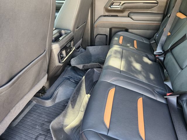 Used 2025 GMC Sierra 2500 AT4 w/ AT4 Premium Plus Package AWD/4WD image 32