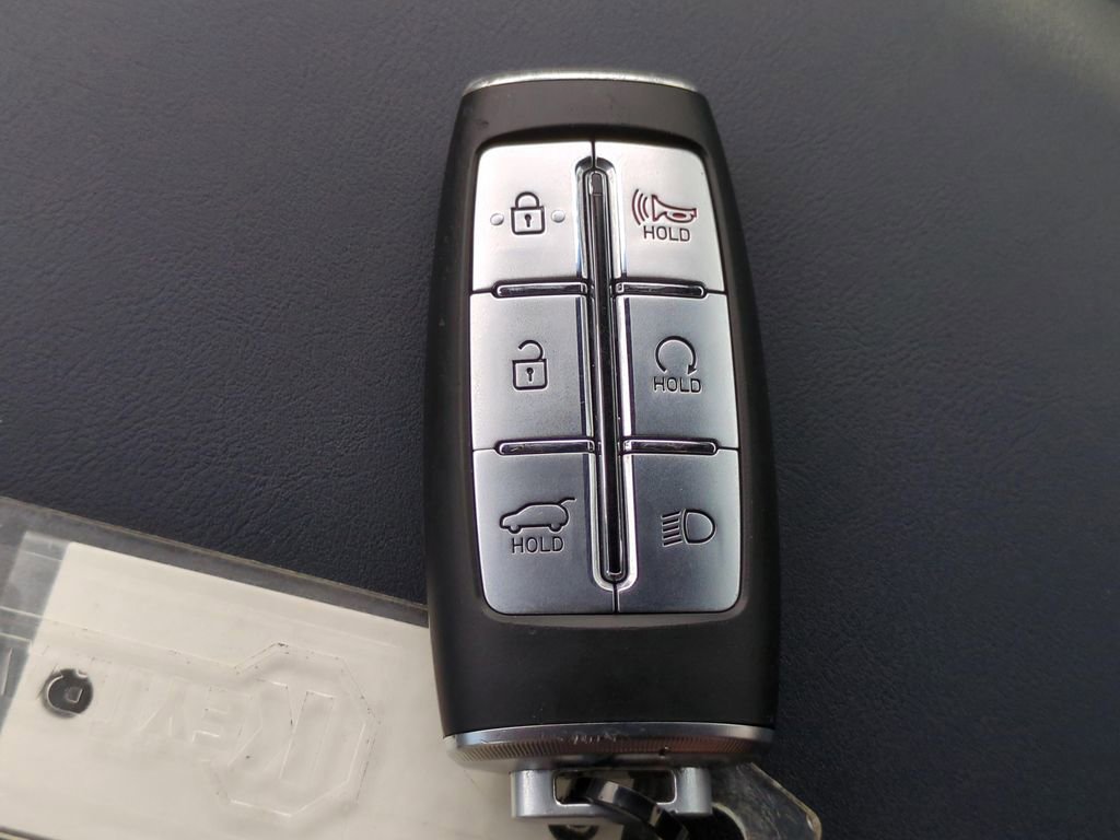 Used 2025 Genesis GV70 3.5T Sport image 26