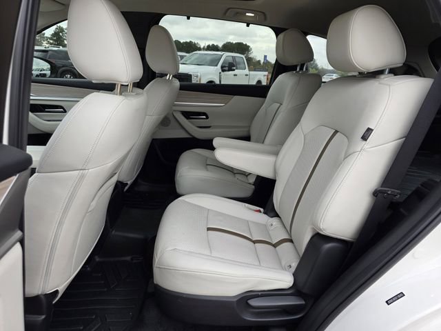 Used 2024 MAZDA CX-90 3.3 Turbo w/ Premium Plus Pkg image 16