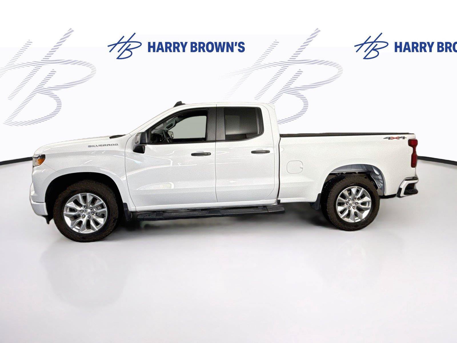 Used 2024 Chevrolet Silverado 1500 Custom AWD/4WD image 25
