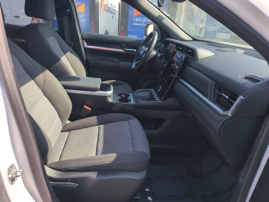 Used 2025 GMC Terrain Elevation AWD/4WD image 30