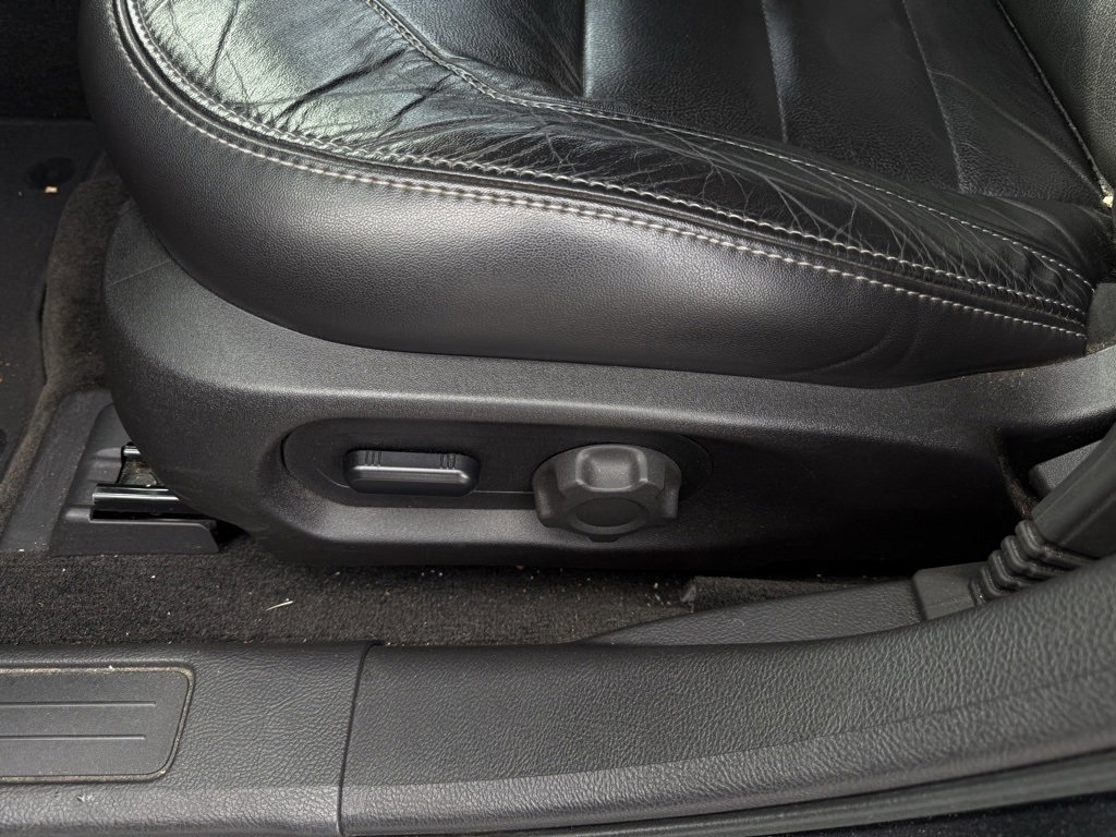 Used 2015 Ford Taurus SEL w/ Equipment Group 201A image 11