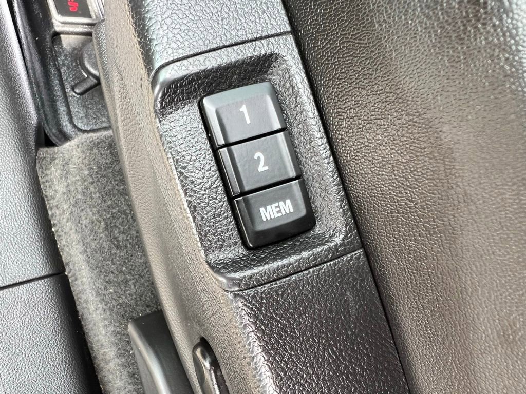 Used 2015 Buick Encore Leather FWD image 29