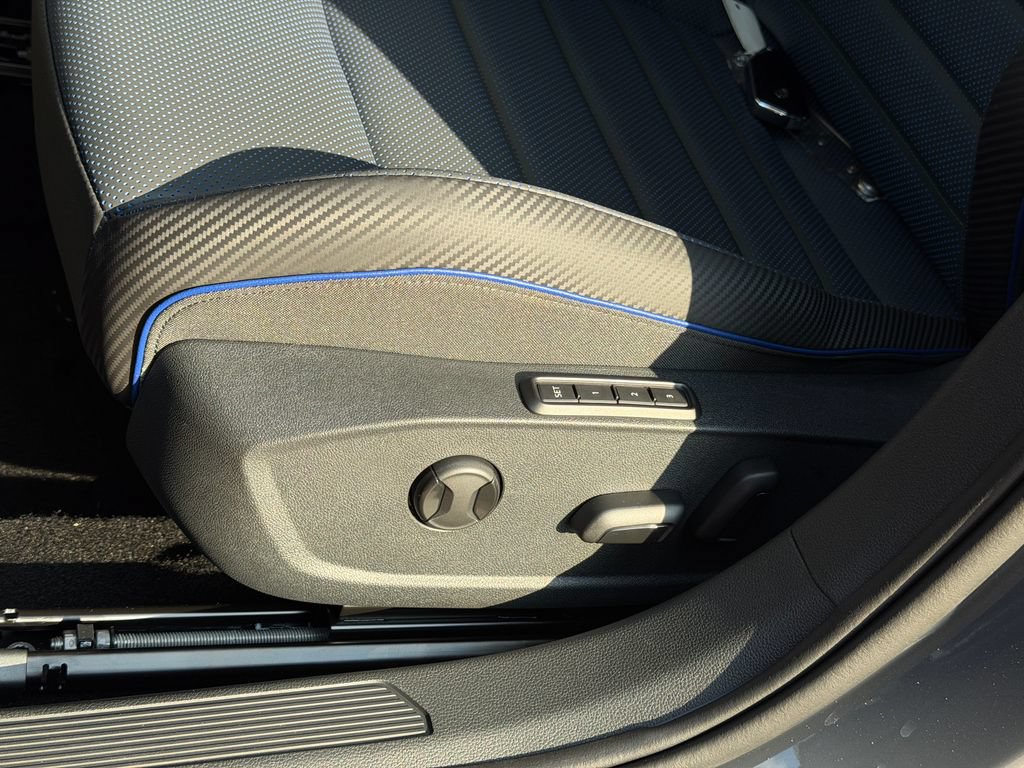 New 2026 Volkswagen Golf AWD/4WD image 13