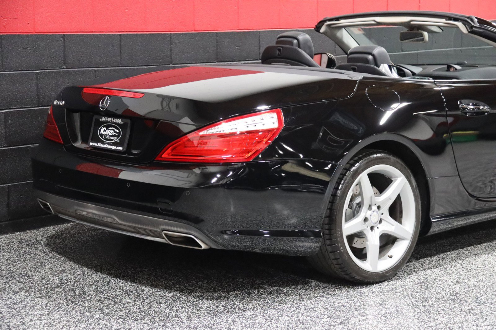 Used 2013 Mercedes-Benz SL 550 image 11