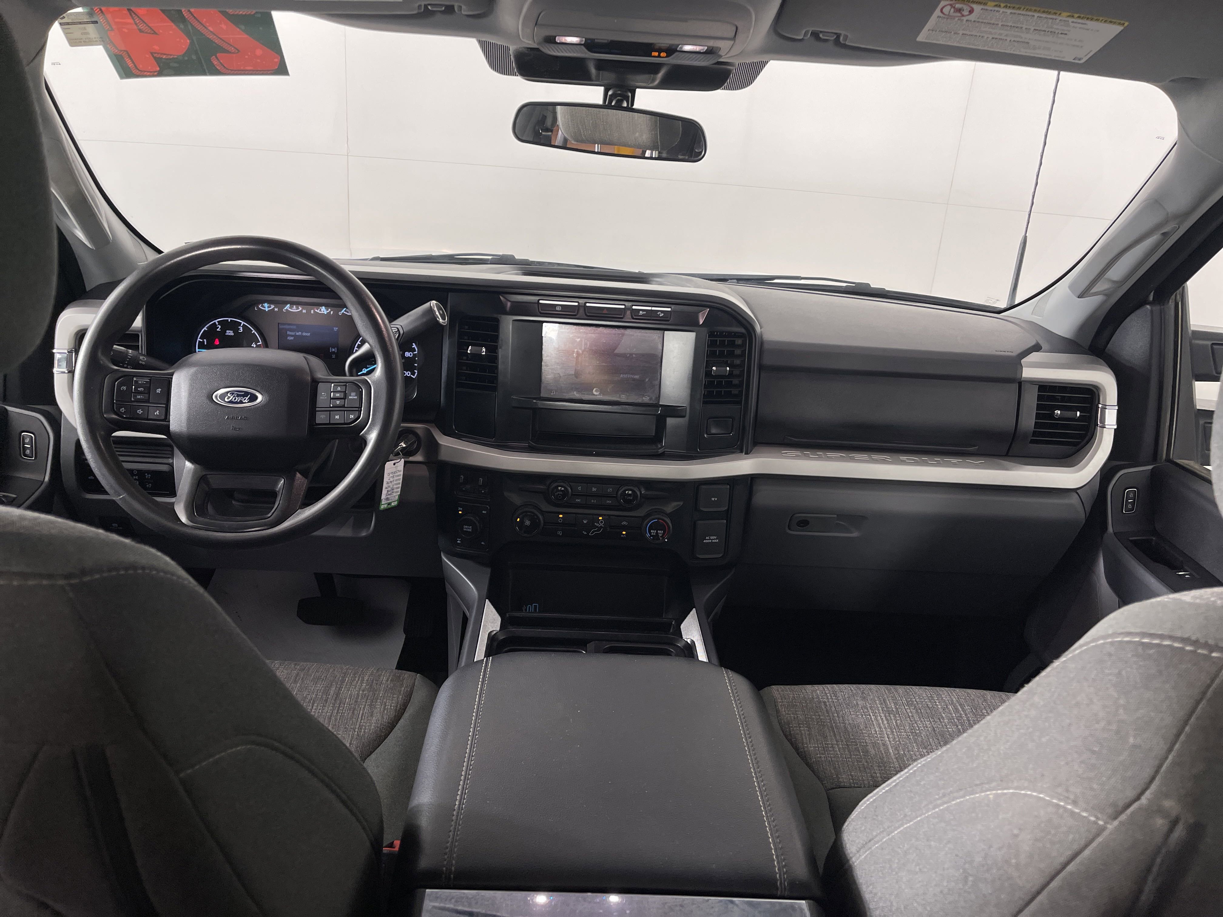 Used 2024 Ford F250 XLT w/ FX4 Off-Road Package image 15