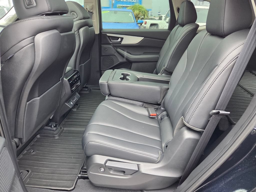 Used 2025 Acura MDX FWD image 7