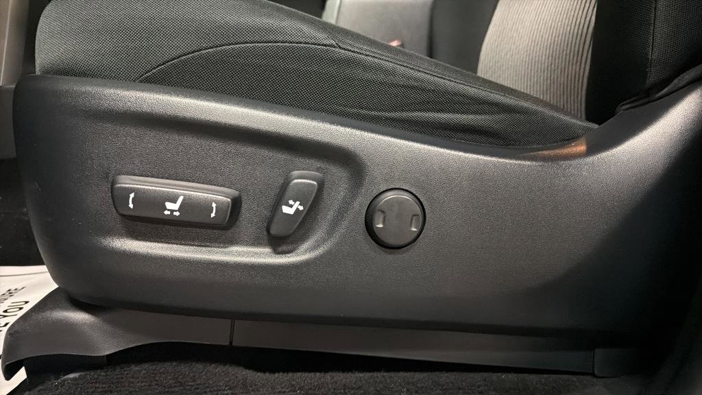 Used 2022 Toyota 4Runner SR5 RWD image 15