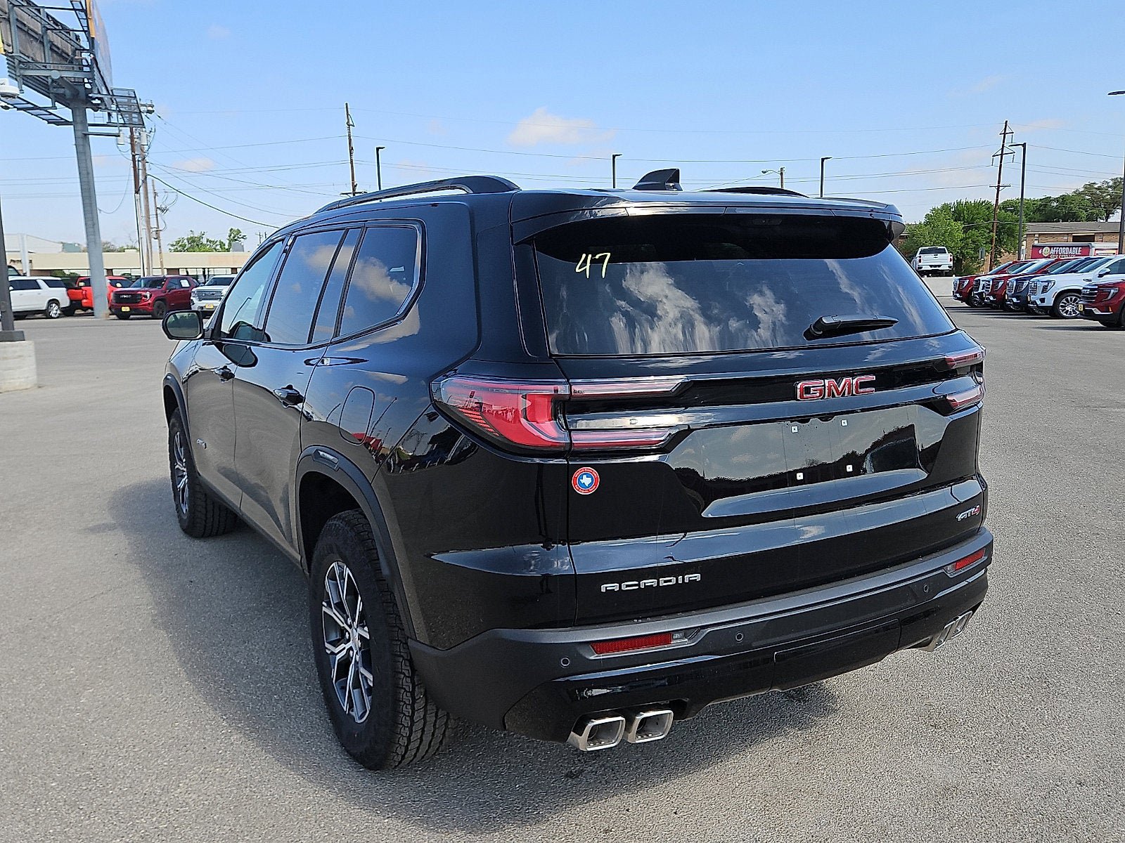 New 2026 GMC Acadia AT4 w/ Luxury Package AWD/4WD image 3