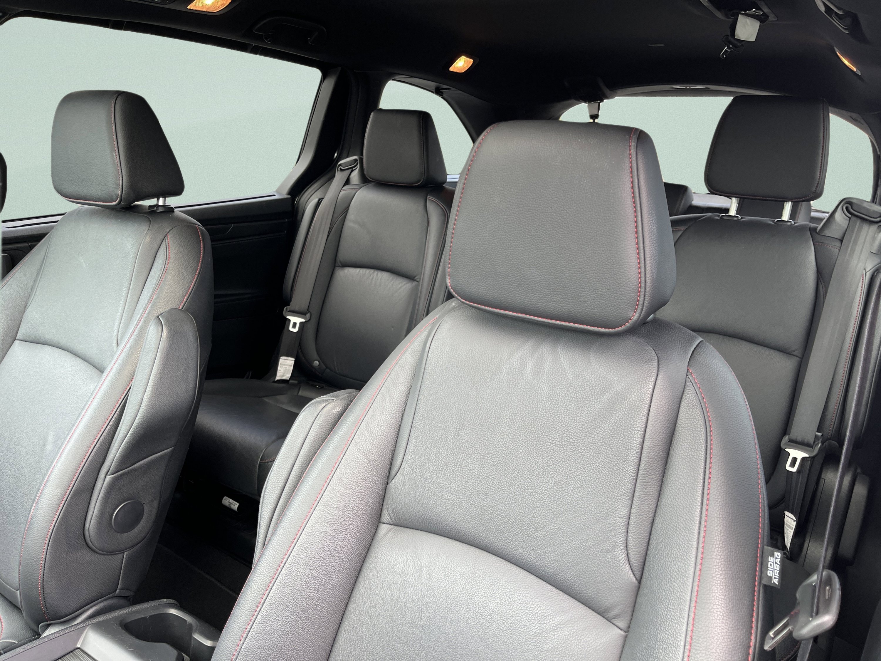 Used 2025 Honda Odyssey Sport-L image 14