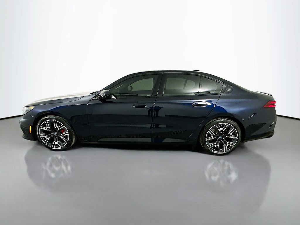 New 2026 BMW i5 eDrive40 w/ M Sport Package image 8