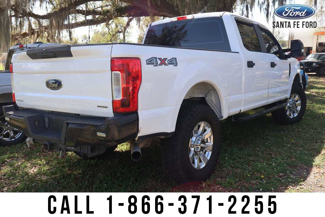 Used 2017 Ford F250 XL w/ Power Equipment Group image 3