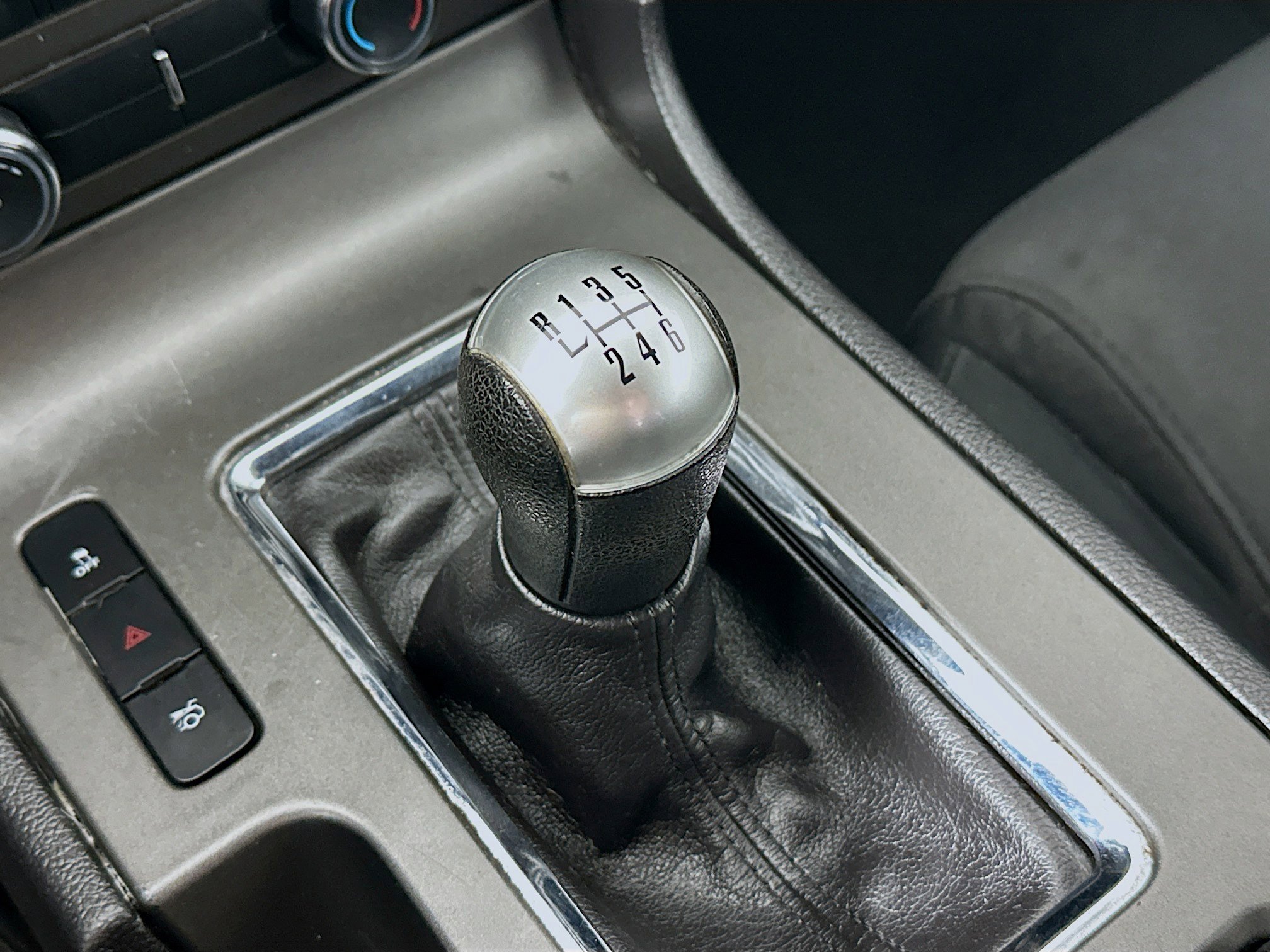 Used 2014 Ford Mustang Coupe image 23