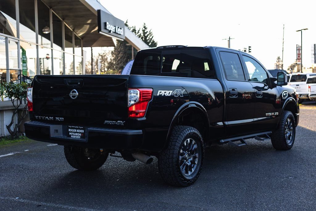 Used 2018 Nissan Titan PRO-4X AWD/4WD image 8
