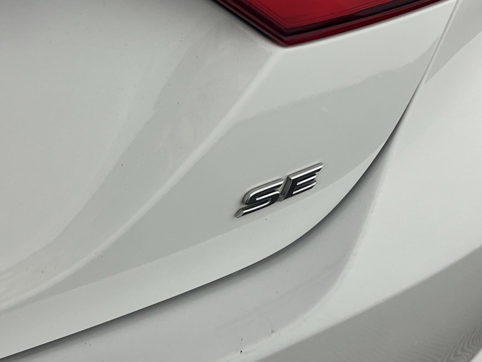 Used 2024 Toyota Camry SE image 27