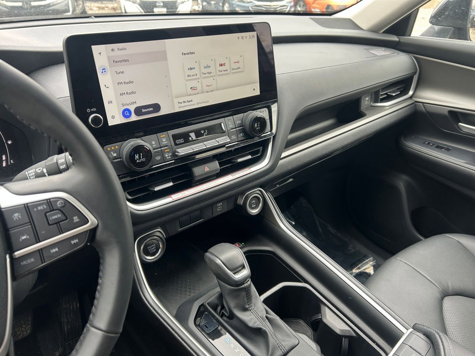 Used 2025 Toyota Grand Highlander FWD image 17