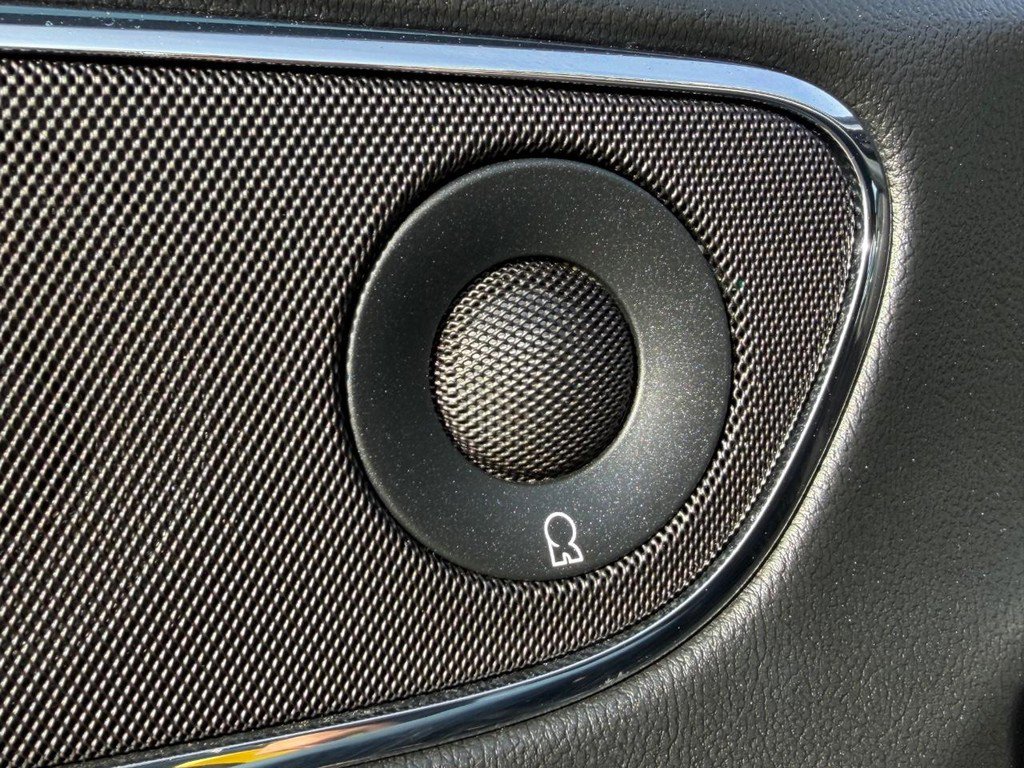 Used 2017 Lincoln Continental Reserve w/ Technology Package image 33