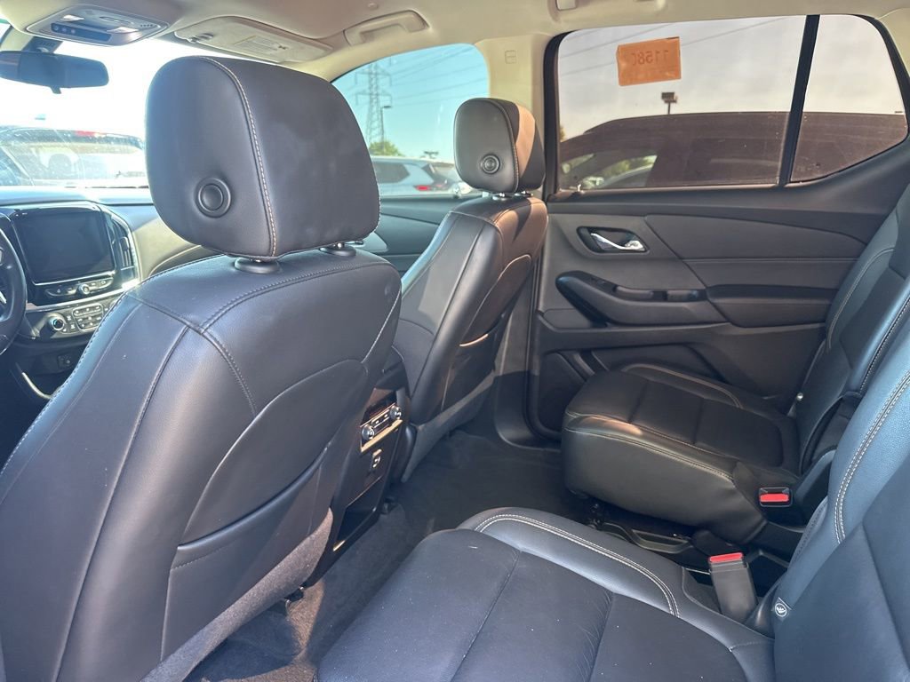 Used 2020 Chevrolet Traverse LT image 7