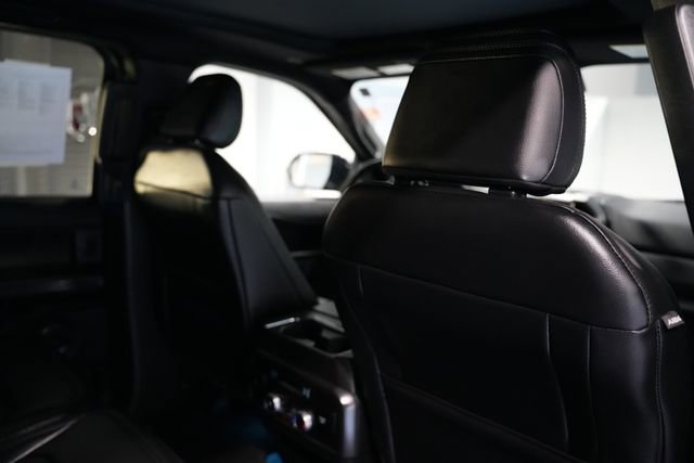 Used 2021 Ford Expedition Limited image 22