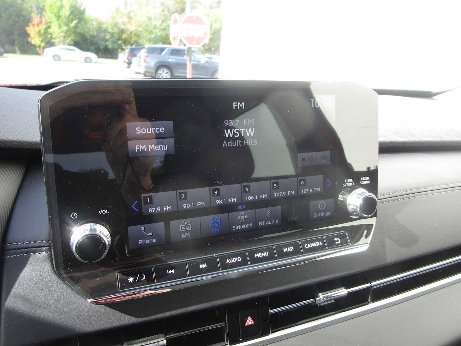 Used 2023 Mitsubishi Outlander SE image 17