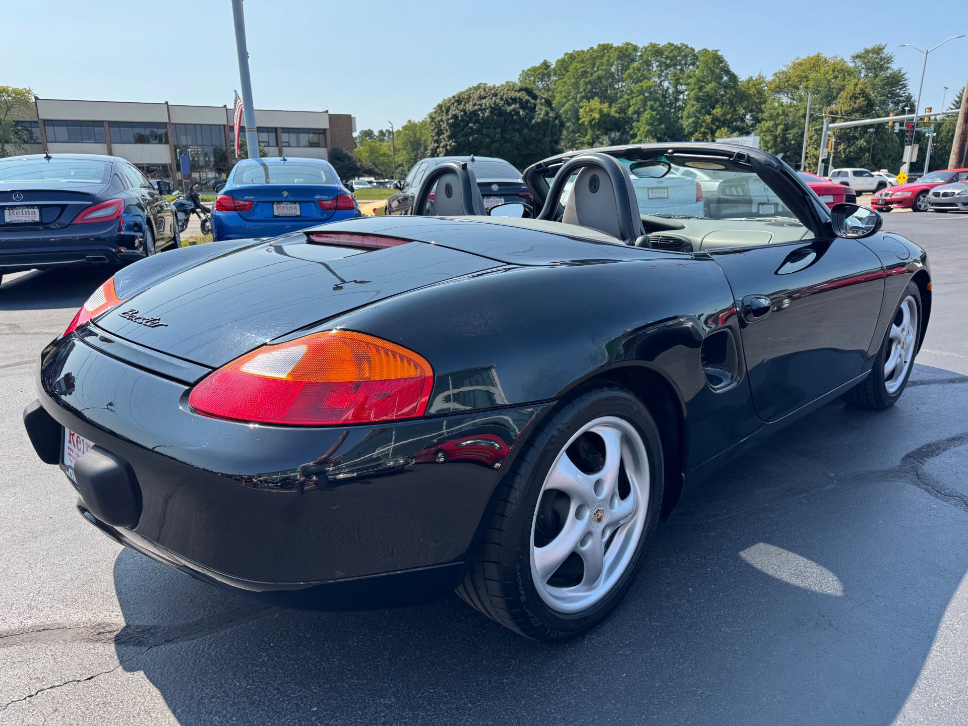 Used 2000 Porsche Boxster RWD image 11