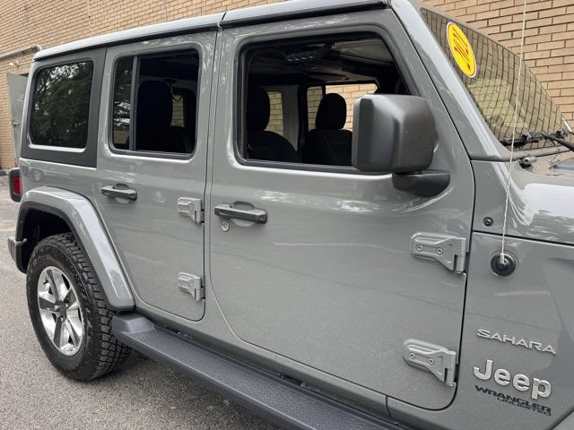 Used 2021 Jeep Wrangler Unlimited Sahara AWD/4WD image 7