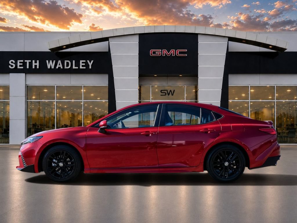 Used 2025 Toyota Camry SE FWD image 4