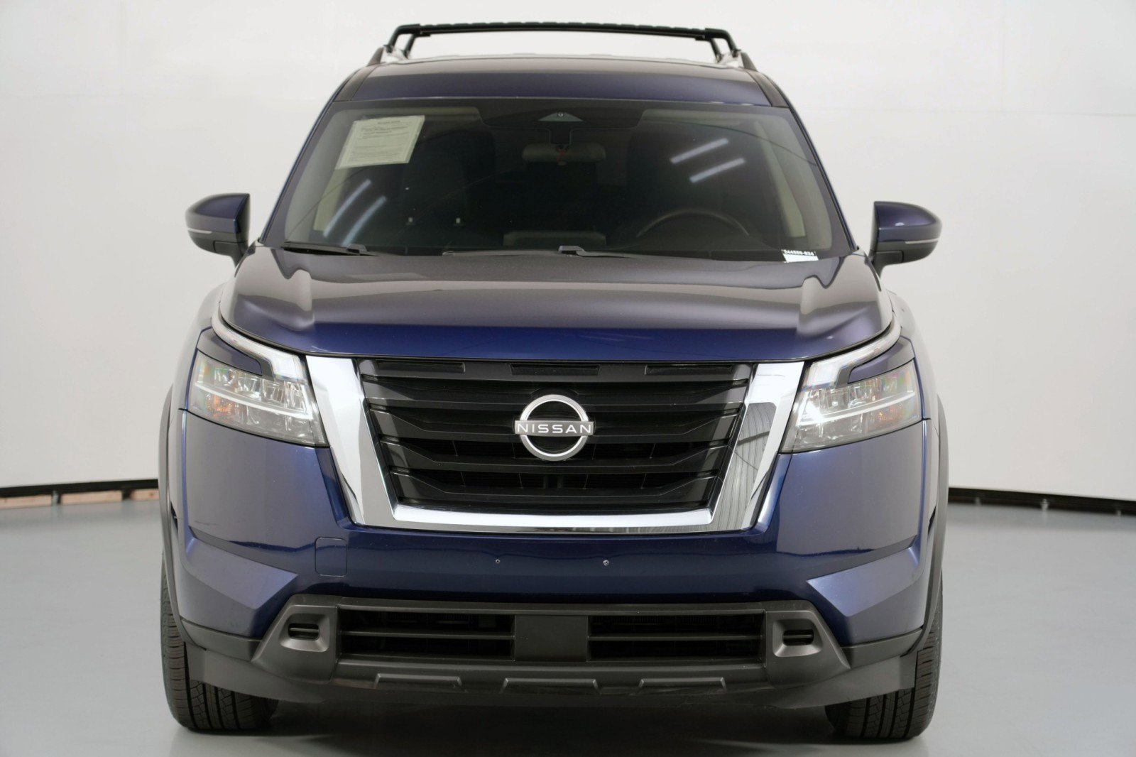 Used 2022 Nissan Pathfinder SV image 42