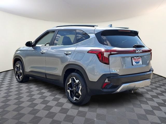 Used 2025 Kia Seltos EX AWD/4WD image 4