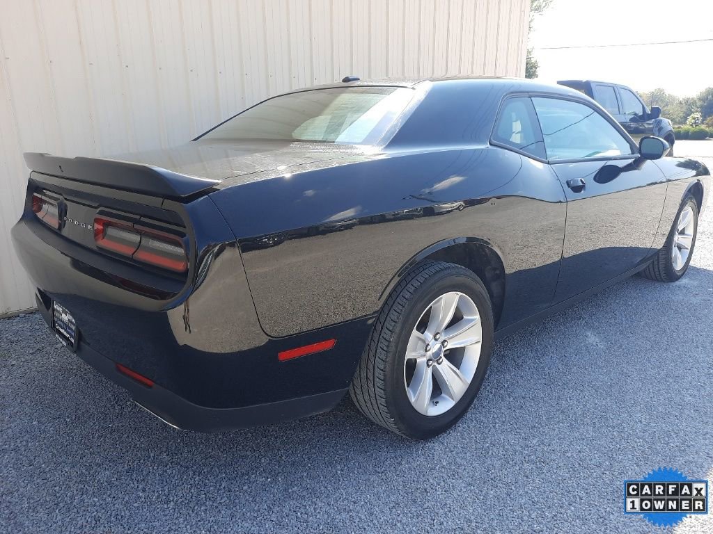 Used 2023 Dodge Challenger SXT image 9