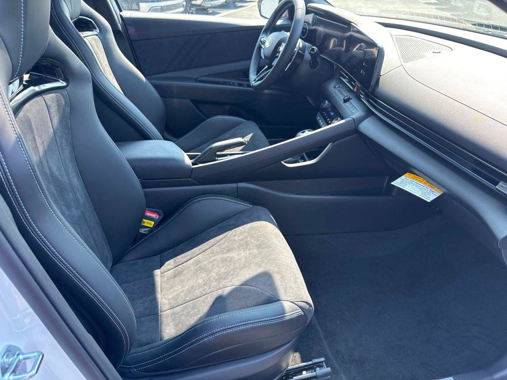 New 2026 Hyundai Elantra N FWD image 21
