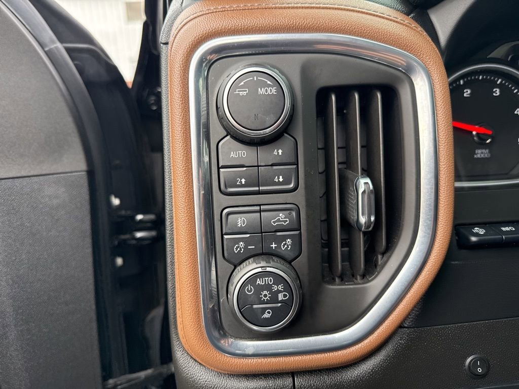 Used 2021 Chevrolet Silverado 3500 High Country w/ Z71 Off-Road Package image 20