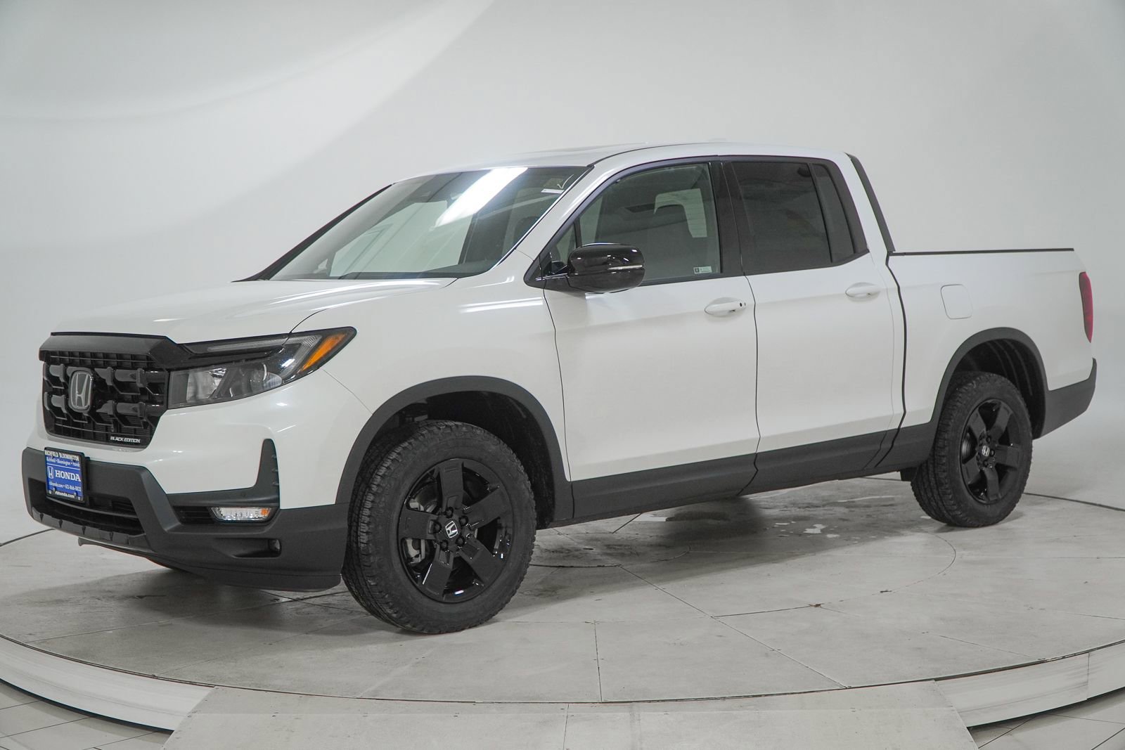 New 2026 Honda Ridgeline Black Edition image 3