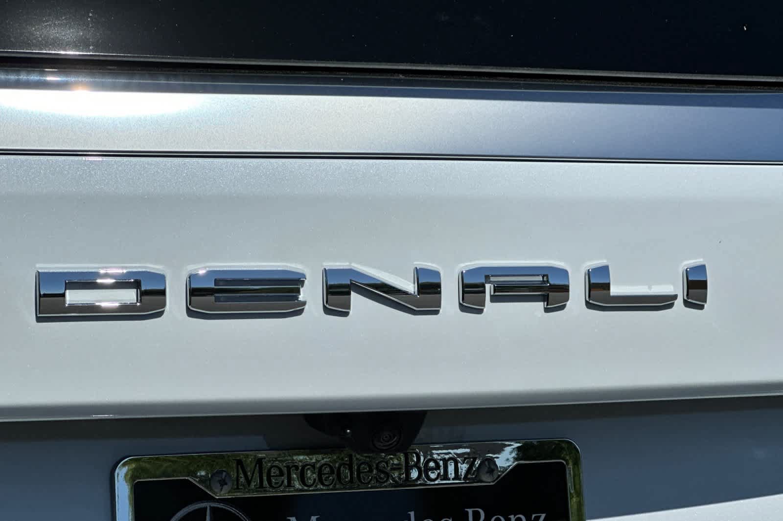 Used 2026 GMC Yukon XL Denali w/ Sun & Power Step Package AWD/4WD image 28