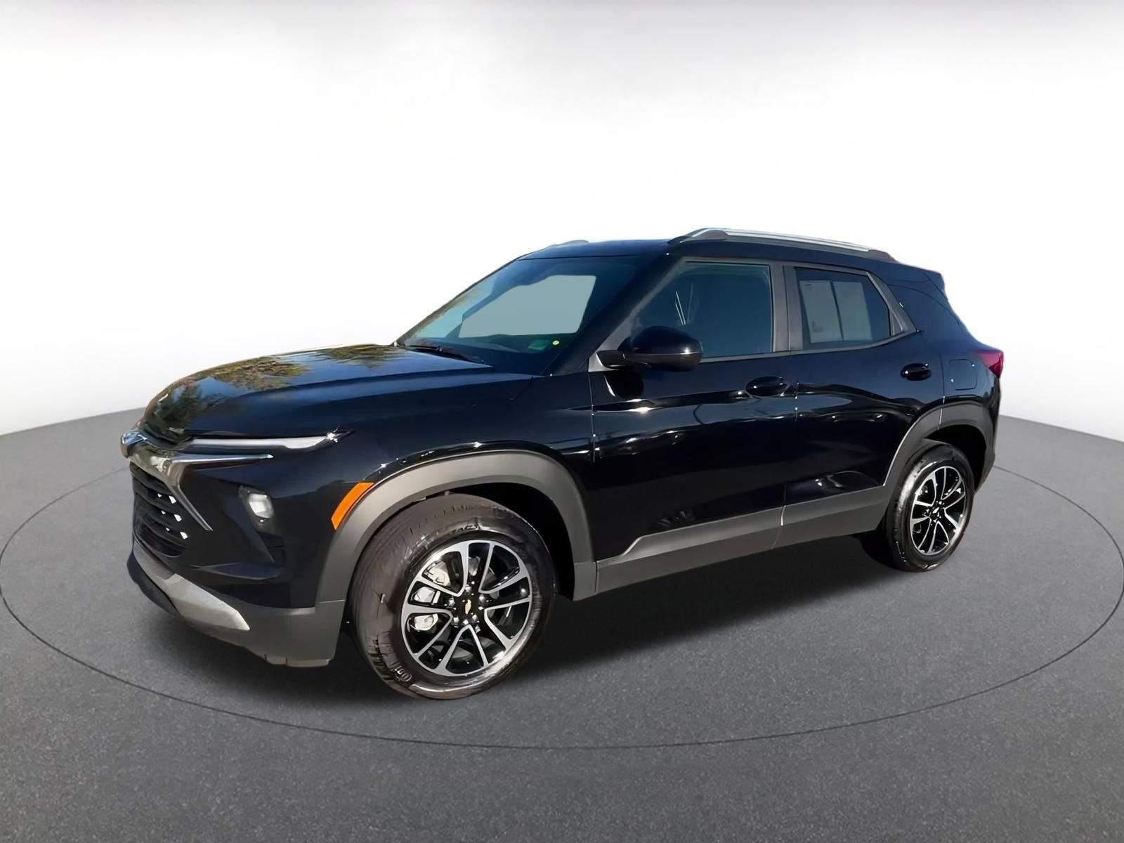 Used 2025 Chevrolet TrailBlazer LT image 8