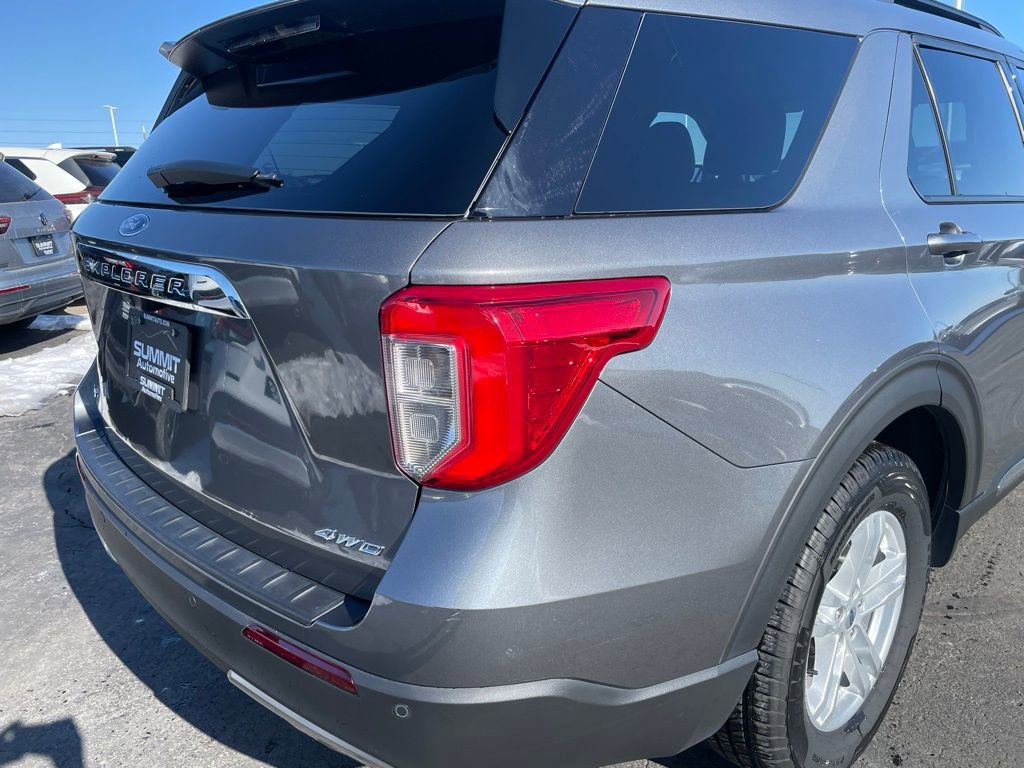 Used 2023 Ford Explorer XLT w/ Equipment Group 202A image 31