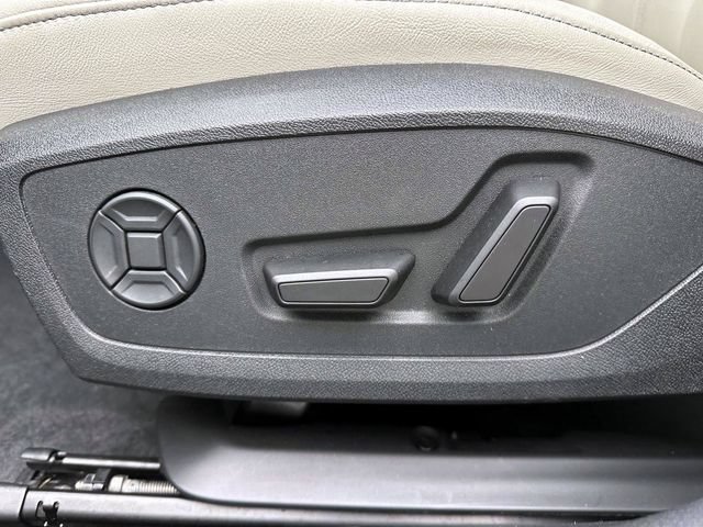 Used 2025 Audi A5 2.0T Premium w/ Convenience Package AWD/4WD image 18