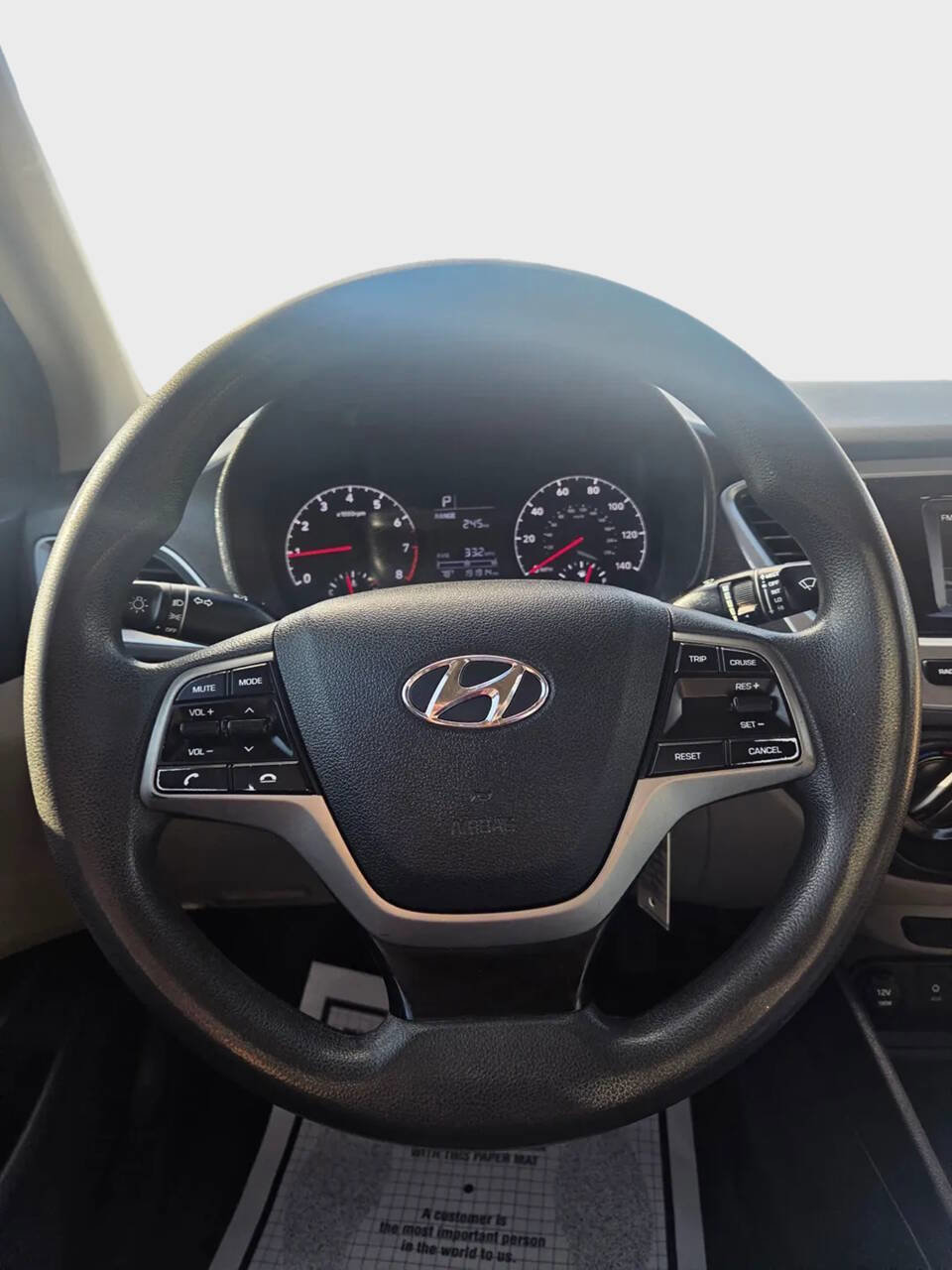 Used 2018 Hyundai Accent SE FWD image 8