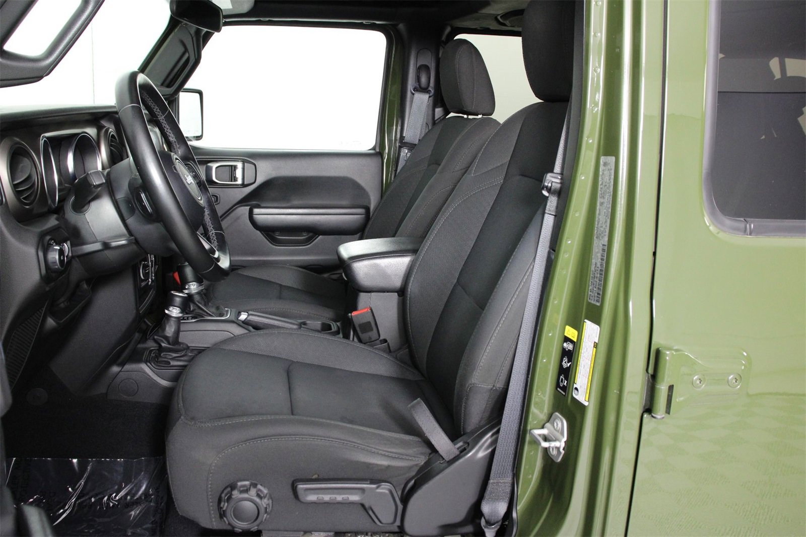 Used 2021 Jeep Wrangler Unlimited Sport image 29