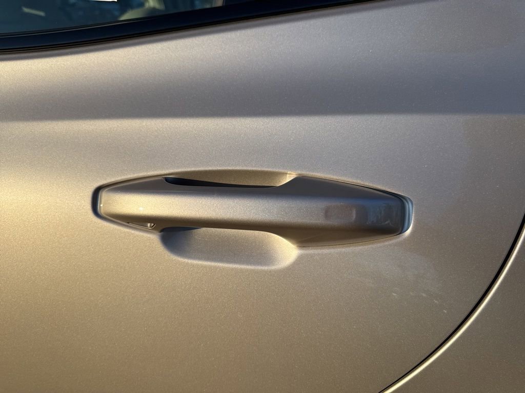 Used 2024 Volvo S60 B5 Plus w/ Climate Package image 11