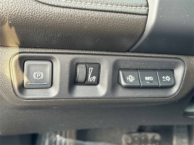 Used 2022 GMC Acadia Denali w/ Denali Ultimate Package image 28